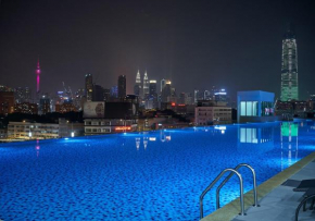 KL One Residence by Nest Home [Infinity Pool & KL Skyline]